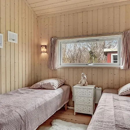 Ferienhaus Amazing In With Wifi And 3 Bedrooms Grenå